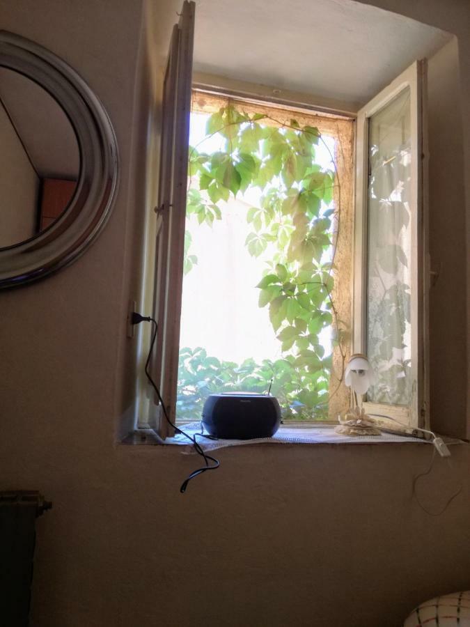 Il Piccolo Borgo Apartment Piediluco Luaran gambar
