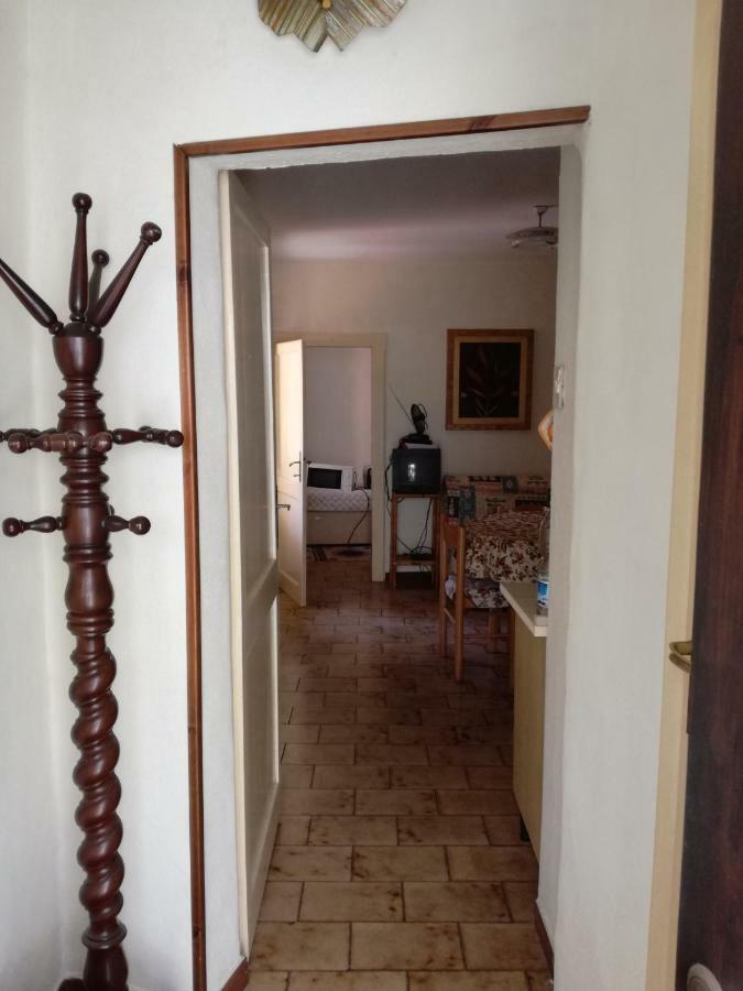 Il Piccolo Borgo Apartment Piediluco Luaran gambar