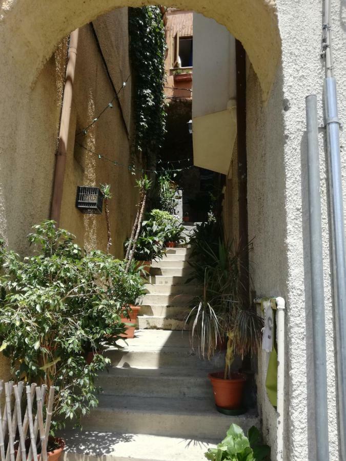 Il Piccolo Borgo Apartment Piediluco Luaran gambar